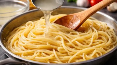 Makaronun yapışmaması üçün kərə və ya bitki yağı yerinə nə əlavə etmək olar?