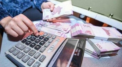 Kartda saxlanılan maaş və pensiyalara əlavə ödəniş: Azərbaycanda tətbiq oluna bilərmi? - İQTİSADÇIDAN AÇIQLAMA