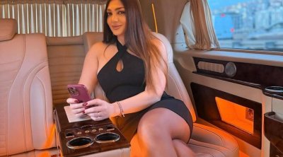 "20 il öncə də açıq-saçıq geyinirdim"