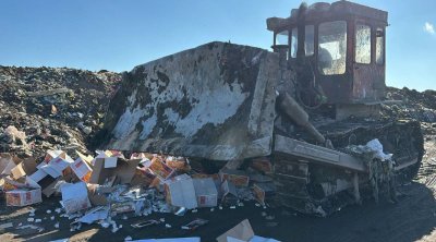 İrandan Azərbaycana gətirilən 1680 kq nuqa məhv edildi &ndash; SƏBƏB &ndash; FOTO