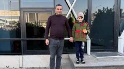 Bakıda itən uşaq atasına təhvil verildi – YENİLƏNİB - VİDEO