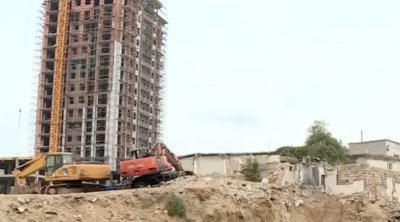 Müğənni tikinti şirkətinin rəhbəri tərəfindən dələduzluğa məruz qalıbmış