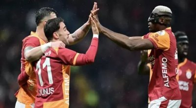 &ldquo;Qalatasaray&rdquo;dan darmadağın - VİDEO