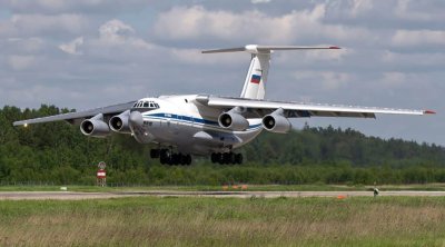 Rusiya təyyarəsi bu ölkəyə girdi: Nə baş verir?