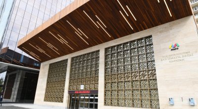 Bakıda metro stansiyasının qarşısında qan töküldü