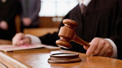 Mərmər sexində qanlı insident: Bacısına söyüş söyən müştərini bıçaqladı