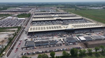 Amazon milyardlıq data mərkəzi qurur