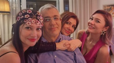 Hamlet İsaxanlının qızları kimlərdir və harada işləyirlər? - DOSYELƏR