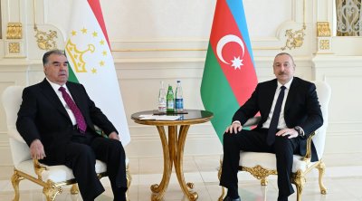 Tacikistan Prezidenti İlham Əliyevi TƏBRİK ETDİ