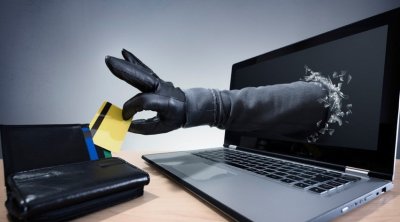 Bank hesablarından vəsaitlər BU ÜSULLA oğurlanır