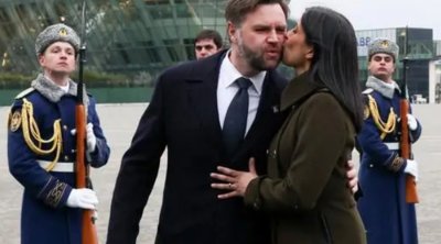 Ərini Bakı aeroportunda buna görə öpübmüş - VİDEO