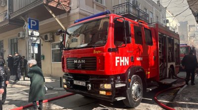 "Tarqovı"dakı binada yanğın hələ söndürülməyib