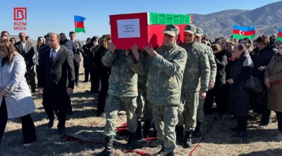 Daha bir qadın şəhidimiz dəfn olundu – FOTO