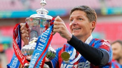 Baş məşqçi azarkeşlərin "istefa" şüarına REAKSİYA VERDİ