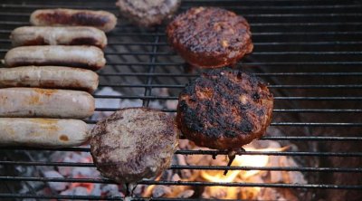 Ən təhlükəli bişirmə üsulu AÇIQLANDI - Bağırsaq xərçəngi riskini artırır