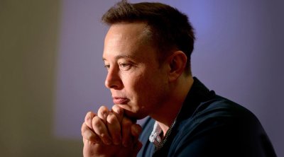 İlon Mask həqiqətən xoşbəxt olub-olmadığını açıqladı