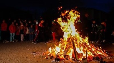 Su çərşənbəsində iki nəfər tonqalda YANDI