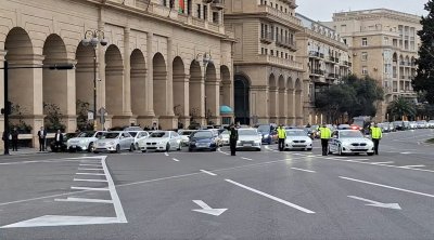 Xocalı soyqırımı qurbanlarının xatirəsi bir dəqiqəlik sükutla yad olundu – VİDEO