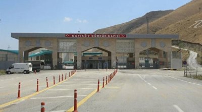 Türkiyə-İran sərhədində insanların keçidi dayandırıldı