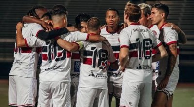 Hollivud ulduzu yenidən klub satın almağa HAZIRLAŞIR