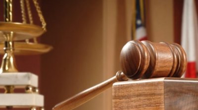 Hovuzda arvadını qucaqlayan kişi həbs edildi – BAKIDA