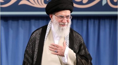 Xameneinin yerini Trampa o deyib