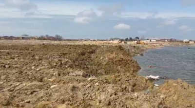 Sovxoz Ramanada gölü qanunsuz qurutmaq istədilər – VİDEO