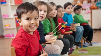 Beşyaşlıların məktəbə hazırlığı ilə bağlı müəssisələrin siyahısı GENİŞLƏNDİRİLDİ