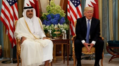 Qatar əmiri ABŞ prezidenti ilə bölgədəki gərginliyi müzakirə etdi