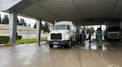 İrana göndərilən humanitar yardım Astara sərhədinə çatdı - FOTO