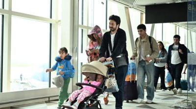 BƏƏ-də qalan 200-ə yaxın Azərbaycan vətəndaşı ölkəyə GƏTİRİLDİ - VİDEO