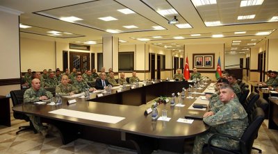 Türkiyə Ordusunun Quru Qoşunları komandanı Naxçıvanda - FOTO