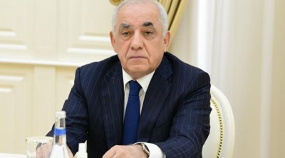 Əli Əsədov: &ldquo;Maaşlar və pensiyalar müntəzəm olaraq artırılır&rdquo;