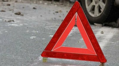 Naxçıvanda avtomobil su kanalına aşıb, xəsarət alanlar var