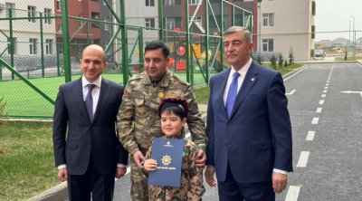 Bu şəxslərə mənzil verildi - FOTO