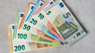 Avro bahalaşdı, rubl ucuzlaşdı &ndash; YENİ MƏZƏNNƏ