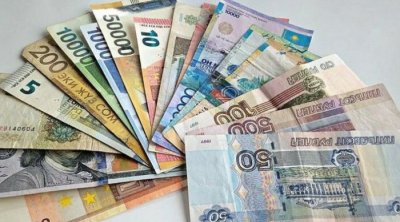 Yeni məzənnə: Avro və rus rublu ucuzlaşdı