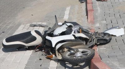 Xırdalanda ağır QƏZA: Motosiklet yük maşınına çırpılıb, ölən var