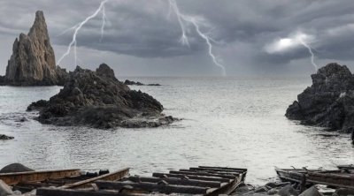 Narelle qasırğası Avstraliyanı cənginə alıb