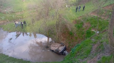 Cəlilabadda avtomobil körpüdən kanala AŞDI - VİDEO