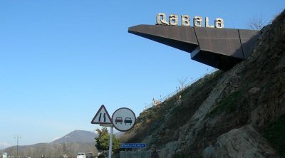 71 yaşlı qadını avtomobil vurub öldürdü