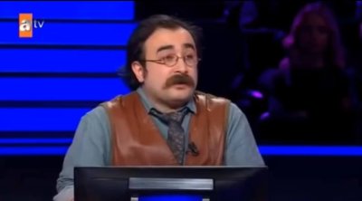 Milyonçu olmaq istəyən oyunçunun yaşı müzakirəyə səbəb oldu - VİDEO