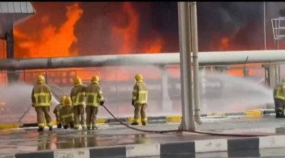 İran Küveyt aeroportunu VURDU - VİDEO