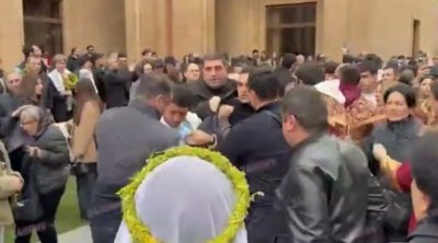 Paşinyanla insidentdən sonra iki nəfər saxlanıldı - VİDEO