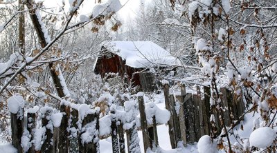 FAKTİKİ HAVA: Bəzi dağlıq ərazilərə qar yağır