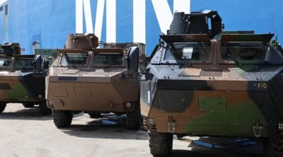 Fransa Livan ordusunu SİLAHLANDIRIR