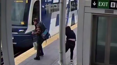 ABŞ-da qatar stansiyasında QORXULU ANLAR &ndash; VİDEO