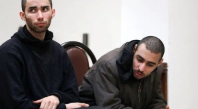 İranda iki etirazçı edam edildi