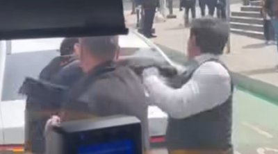 Bakıda taksi və avtobus sürücüləri dalaşdı &ndash; ANBAAN VİDEO