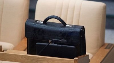 Elşən Heydərli vəzifəsindən azad edildi